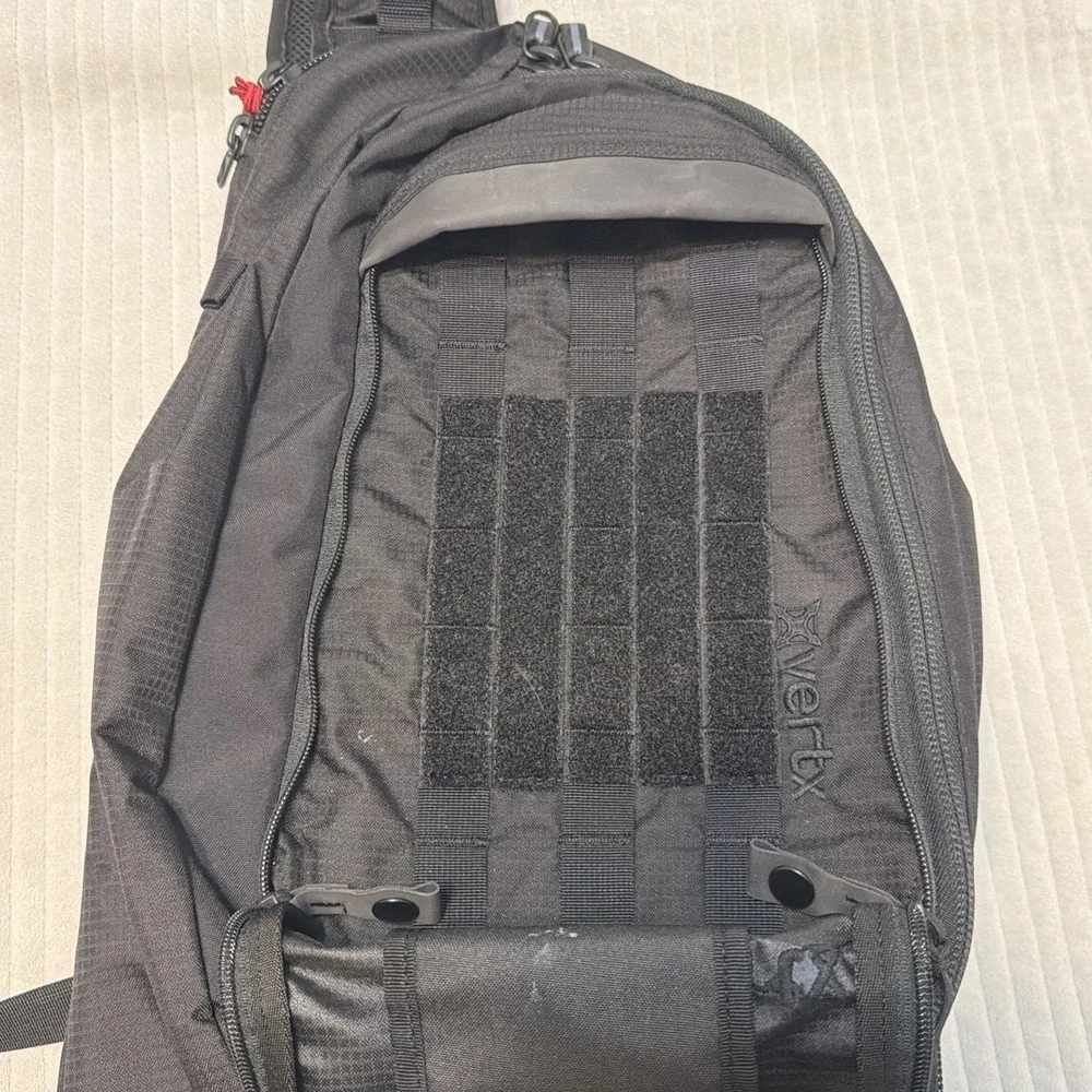 Vertx Commuter Sling 2.0 EDC CCW Bag F1 VTX5011 Backpack Black EUC